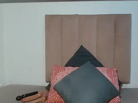 GorillaGripCunt77 online show from 01-14-26, 06:41