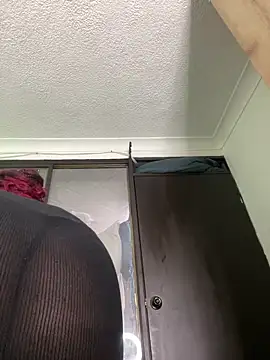 Snapshot of Astergray21 chatting on 02-11-26, 01:05 Astergray21 online show from 02-11-26, 01:05