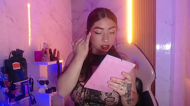 Sophia tf online show from 02-11-26, 03:55