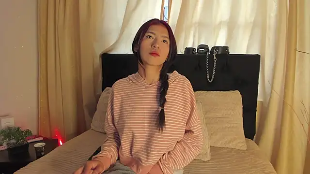 Tiffany Nm online show from 09-18-25, 03:25