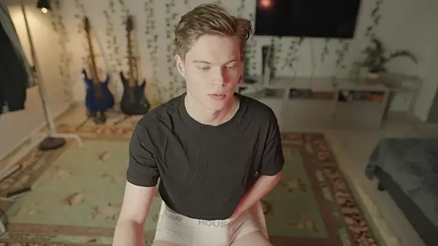 RusBradPitt online show from 01-08-26, 02:08