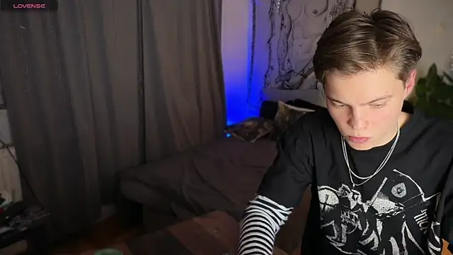 RusBradPitt online show from 01-18-26, 01:26