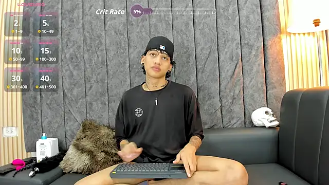 Snapshot of DustinandJordan chatting on 09-19-25, 04:25 DustinandJordan online show from 09-19-25, 04:25