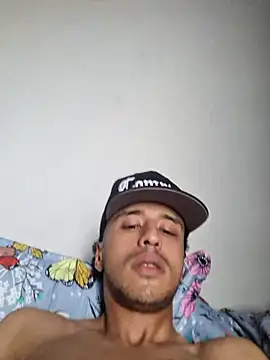 Santi2323xxX online show from 05-06-26, 09:42