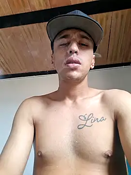 Santi2323xxX online show from 07-17-26, 05:29