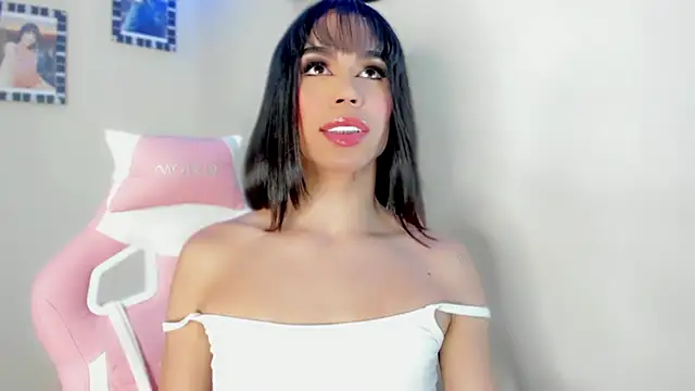 Maholly  online show from 09-08-25, 09:14