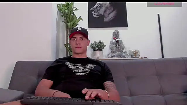 Snapshot of StephanMyers chatting on 09-15-25, 07:25 StephanMyers online show from 09-15-25, 07:25