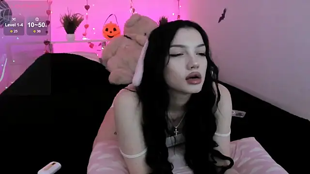 Snapshot of AkiraAsai chatting on 10-19-25, 08:42 AkiraAsai online show from 10-19-25, 08:42