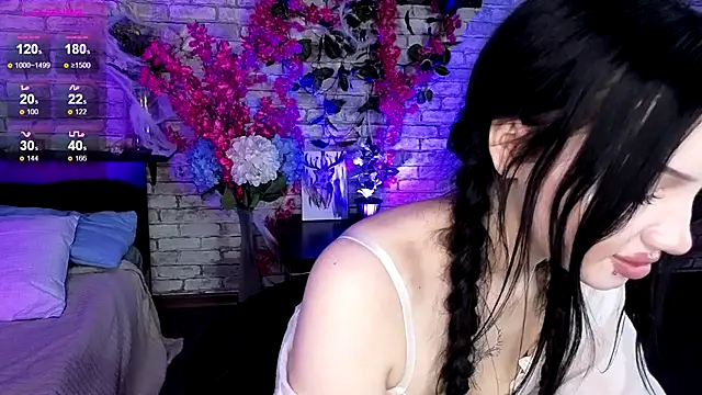 Snapshot of AkiraAsai chatting on 11-04-25, 08:41 AkiraAsai online show from 11-04-25, 08:41