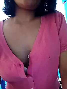 Thaohoa love online show from 11-18-25, 03:45