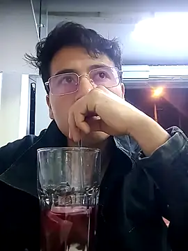 QJHoElyking online show from 10-25-25, 02:19