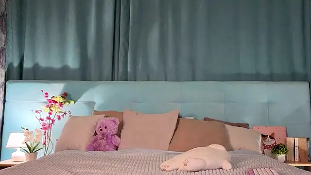 Snapshot of Aurora_Bennet chatting on 02-20-26, 01:02 Aurora Bennet online show from 02-20-26, 01:02