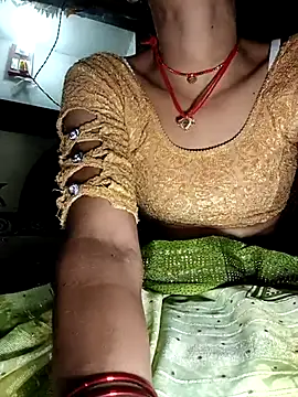 Snapshot of Rachna_Love chatting on 09-12-25, 03:01 Rachna Love online show from 09-12-25, 03:01