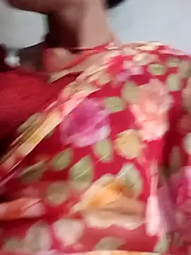 Snapshot of Rachna_Love chatting on 10-24-25, 11:50 Rachna Love online show from 10-24-25, 11:50