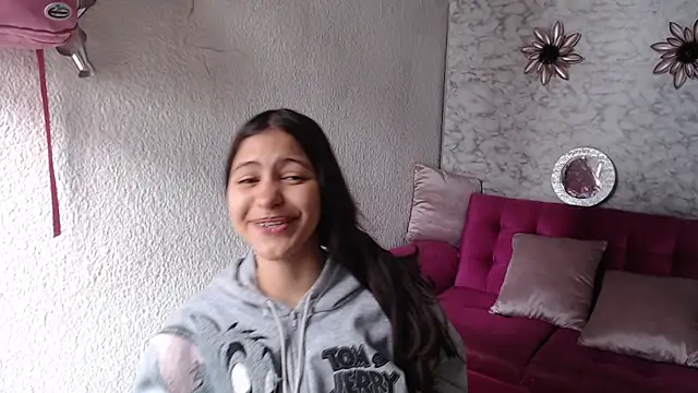 Evagirl69 online show from 05-19-26, 12:22
