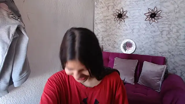 Snapshot of Evagirl69 chatting on 06-11-26, 12:25 Evagirl69 online show from 06-11-26, 12:25