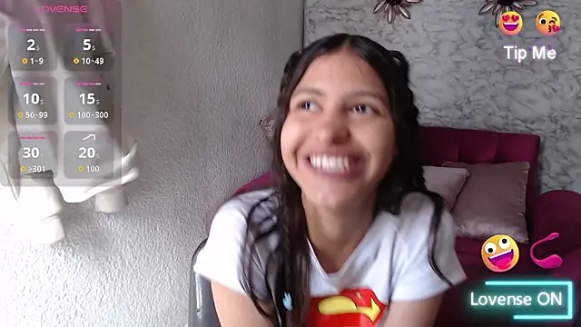 Snapshot of Evagirl69 chatting on 07-11-26, 01:25 Evagirl69 online show from 07-11-26, 01:25
