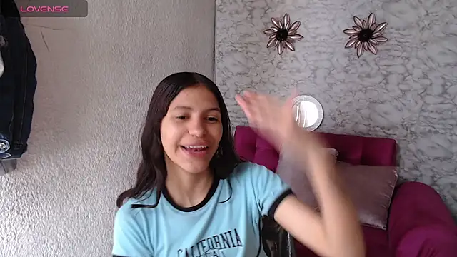 Snapshot of Evagirl69 chatting on 07-17-26, 12:23 Evagirl69 online show from 07-17-26, 12:23