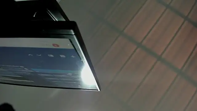 Snapshot of Vickysweeeettt chatting on 09-26-25, 08:24 Vickysweeeettt online show from 09-26-25, 08:24