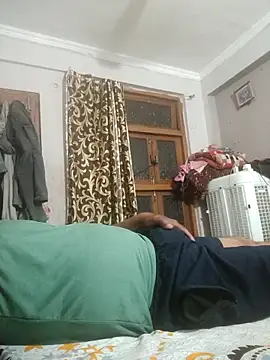 vardh033 online show from 04-17-26, 02:03