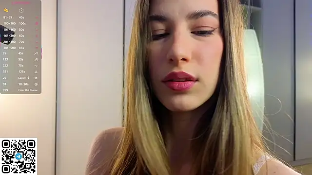 Snapshot of Quinavelle chatting on 02-06-26, 06:07 Quinavelle online show from 02-06-26, 06:07