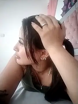 Snapshot of scarletr_red chatting on 09-16-25, 07:59 scarletr red online show from 09-16-25, 07:59