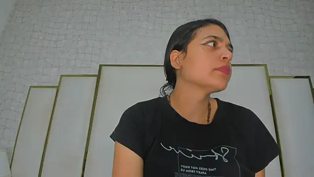 Snapshot of thalia888_ chatting on 04-20-26, 07:04 thalia888 online show from 04-20-26, 07:04