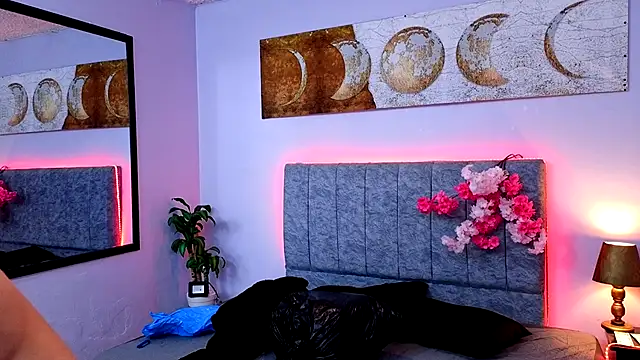 Snapshot of Lilith_morgan01 chatting on 10-08-25, 03:48 Lilith morgan01 online show from 10-08-25, 03:48