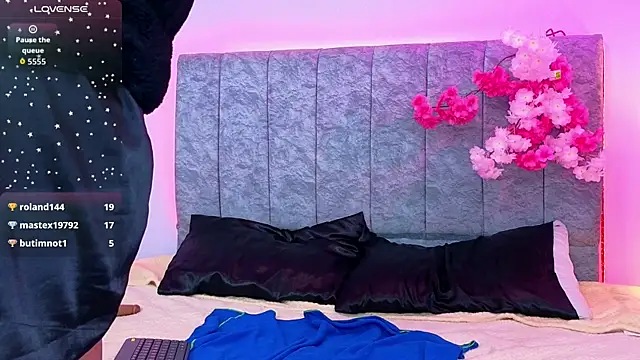 Snapshot of Lilith_morgan01 chatting on 10-08-25, 03:53 Lilith morgan01 online show from 10-08-25, 03:53