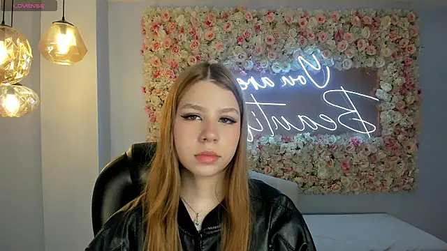 TiffannySins online show from 03-29-26, 03:28