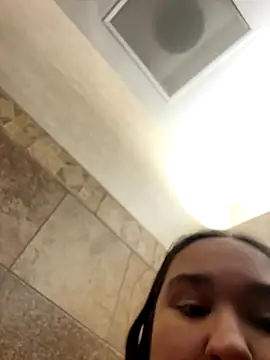 Snapshot of marcylove chatting on 11-12-25, 05:19 marcylove online show from 11-12-25, 05:19