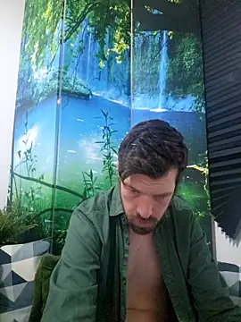 welcome-to-the-jungle online show from 10-17-25, 08:06