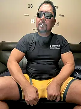 Snapshot of jack_jay0103 chatting on 12-05-25, 12:03 jack jay0103 online show from 12-05-25, 12:03