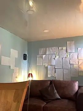 Snapshot of Canneela chatting on 11-18-25, 03:05 Canneela online show from 11-18-25, 03:05