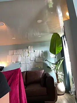 Canneela online show from 02-21-26, 07:04