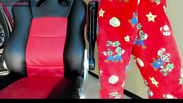 Natasha clifford online show from 12-02-25, 07:09