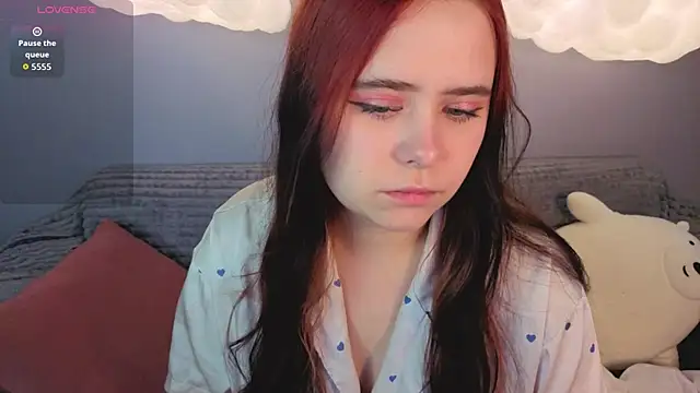 Alis Platt online show from 05-26-26, 01:01