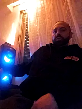 Snapshot of 67874 chatting on 03-03-26, 04:35 67874 online show from 03-03-26, 04:35