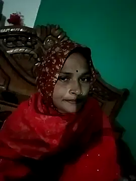 Snapshot of Sapna9685 chatting on 11-20-25, 12:44 Sapna9685 online show from 11-20-25, 12:44