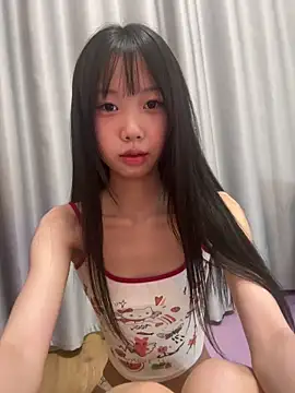 Snapshot of xinyu789 chatting on 09-09-25, 03:00 xinyu789 online show from 09-09-25, 03:00