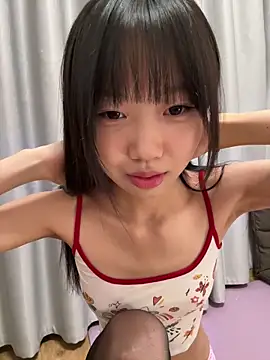 Snapshot of xinyu789 chatting on 11-22-25, 03:11 xinyu789 online show from 11-22-25, 03:11