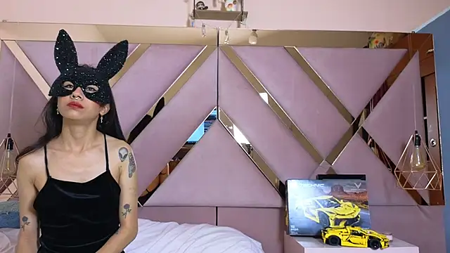 Sophia moo  online show from 10-25-25, 05:26