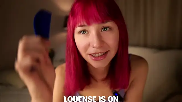 Snapshot of BritniBers chatting on 09-30-25, 10:42 BritniBers online show from 09-30-25, 10:42