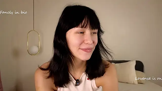 Snapshot of BritniBers chatting on 11-03-25, 11:44 BritniBers online show from 11-03-25, 11:44