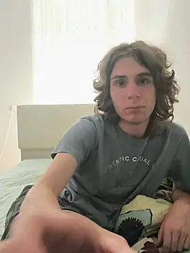 Snapshot of mcbrigete chatting on 06-07-26, 01:26 mcbrigete online show from 06-07-26, 01:26