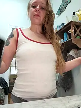 Snapshot of _Karizma_ chatting on 03-02-26, 03:08 Karizma online show from 03-02-26, 03:08