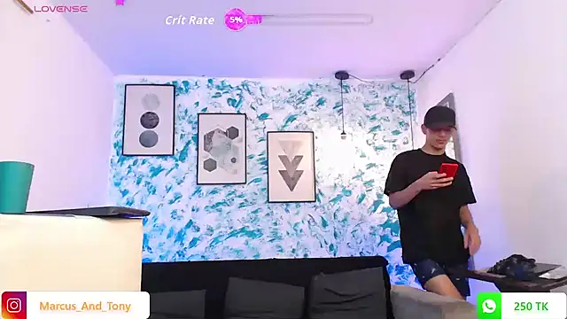 Snapshot of Marcus_and_Tony chatting on 09-30-25, 03:44 Marcus and Tony online show from 09-30-25, 03:44