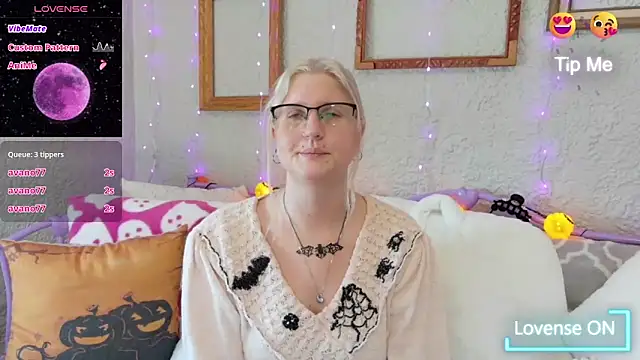 samanthamalichite online show from 09-25-25, 02:43