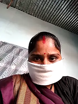 Sheema tyagi online show from 11-24-25, 08:36