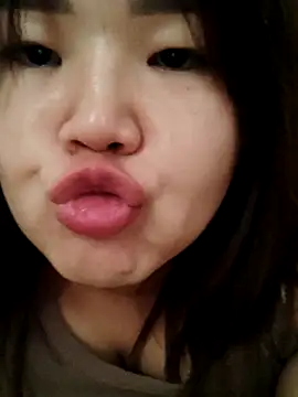 Snapshot of Innogin chatting on 09-11-25, 08:14 Innogin online show from 09-11-25, 08:14